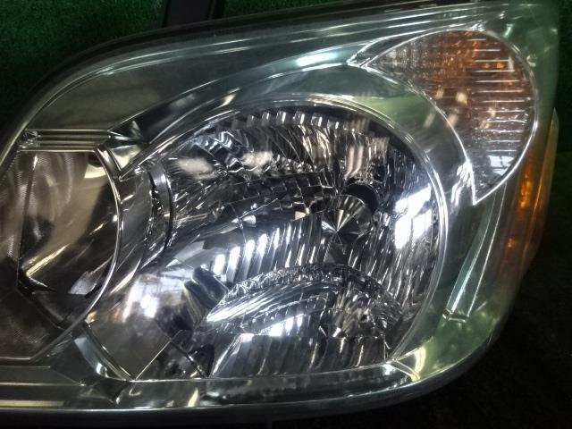 【中古】 トヨタ ノア Xリミテッド AZR60G 左 ヘッド ライト コイト KOITO 28-181 HID 81150-28830