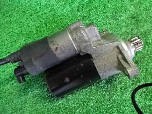 【中古】 フォルクスワーゲン VW ゴルフ5 1KBLG セルモーター BLG ボッシュ BOSCH 0001121412