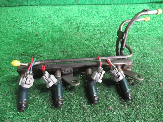 【中古】 スバル プレオ LS RA1 インジェクター 1台分セット 16600KA260