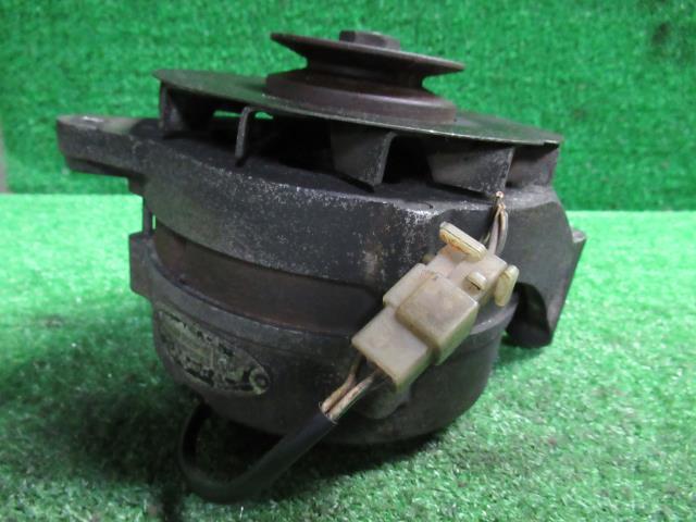 【中古】トヨタ　センチュリー　VG20　オルタネーター　27020-51021