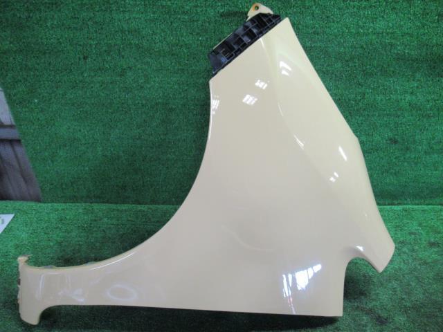 【中古】 ホンダ ライフ JB5 左フロントフェンダー 60261-SFA-000ZZ カラーナンバー YR548 キャラメルクレム 6,424円