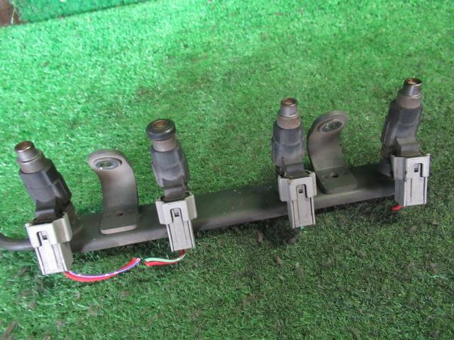 【中古】 ミツビシ パジェロミニ H53A インジェクター MR561750