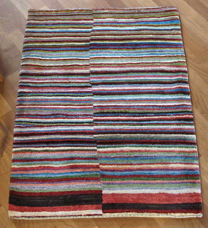 イラン製 ゾランヴァリ ギャッベ 玄関マット 114&times;87cm 手織り 天然 ウール100% 草木染 おしゃれ かわいい 北欧 ラグ 絨毯 マット ラグマット カーペット 厚手 屋内 室内 ギャベ 床暖房対応 ホットカーペット対応 ボーダー (品番:ZS-1031)｜キリム＆絨毯・オリエンタルムーン