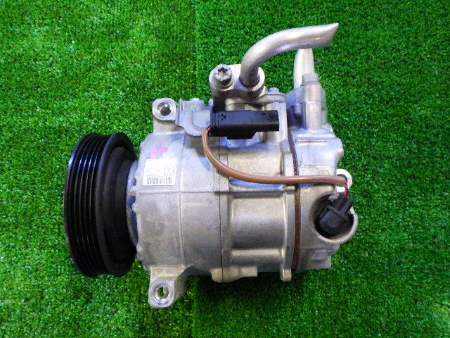 ★ベンツ Bクラス B180 246242 W246★ACコンプレッサー エアコン 純正 中古 270