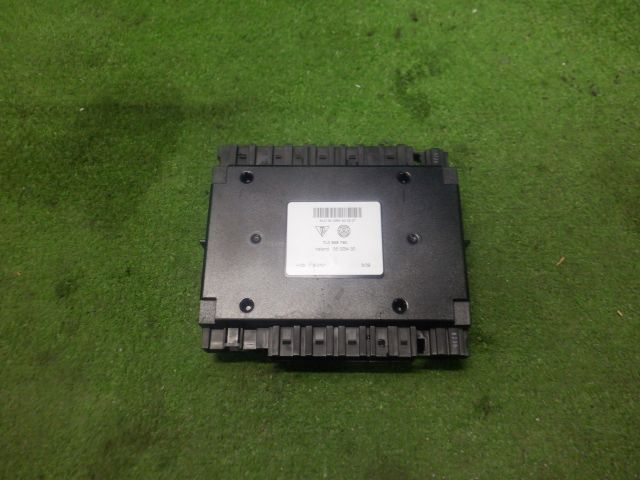 ★ポルシェ 957 ABA-9PAM4801G カイエンGTS★ドライバーシートコントロールユニット 7L0 959 760