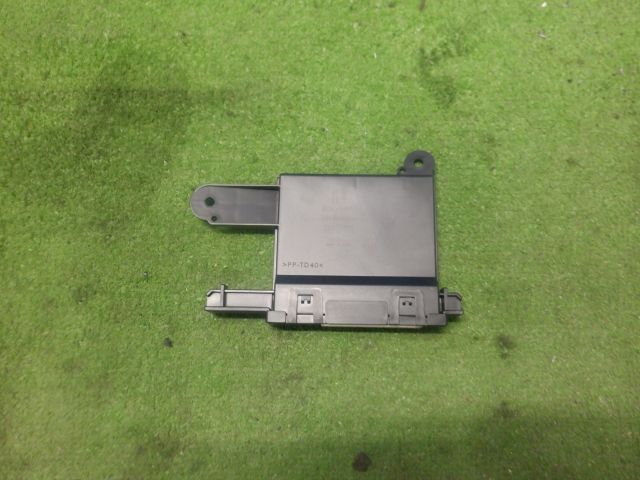 ★ヤリスクロス MXPJ10 ハイブリッドZ★エアコンコンピューター 88650-52E90