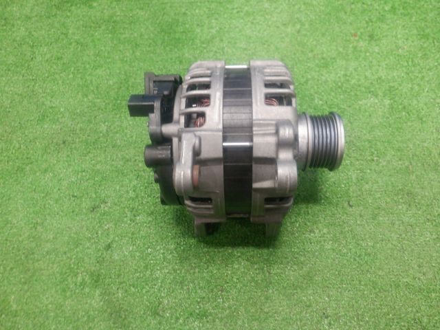 ★VW パサート B8 3DA-3CDFH TDI エレガンスアドバンス 後期★オルタネーター 04L 903 021 G
