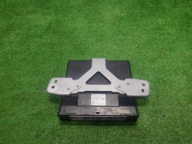 ★プロボックス 6AE-NHP160V ハイブリッドGX 後期★ハイブリッドビークルコントロール 89981-52310
