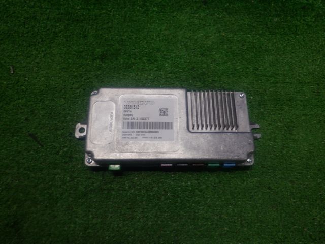 ★ボルボ XC40 5AA-XB420TXCM B4 AWD インスクリプション★カメラコンピューター 32281512