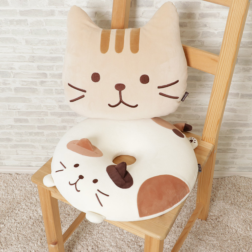 ふくふくにゃんこ 円座クッション ドーナツ型 腰当 ネコ 癒し系 シート 
