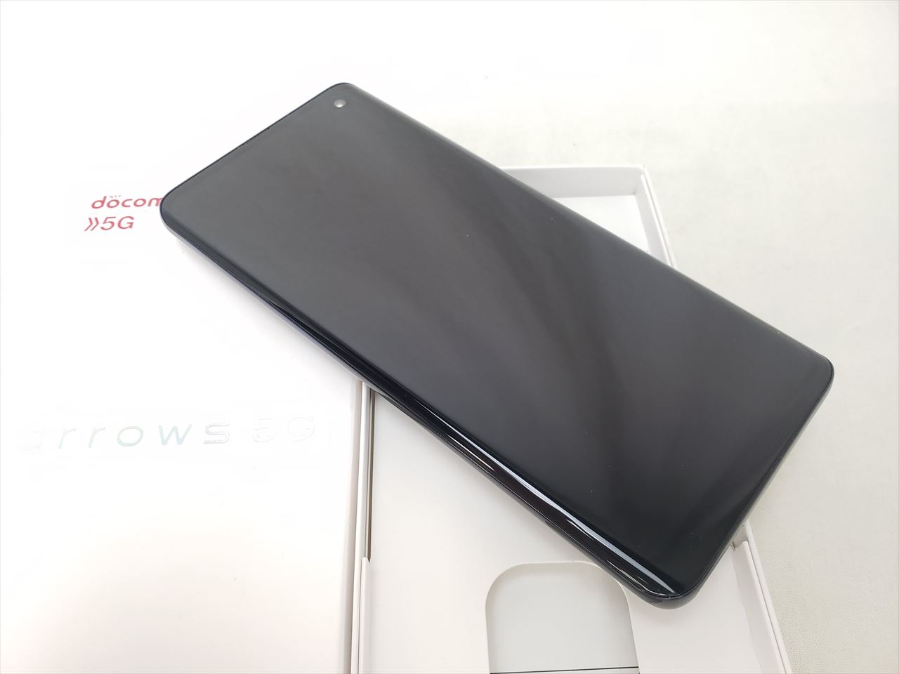 (中古) F-51A ネイビーブラック /arrows 5G 【SIMロック解除品】、docomo
