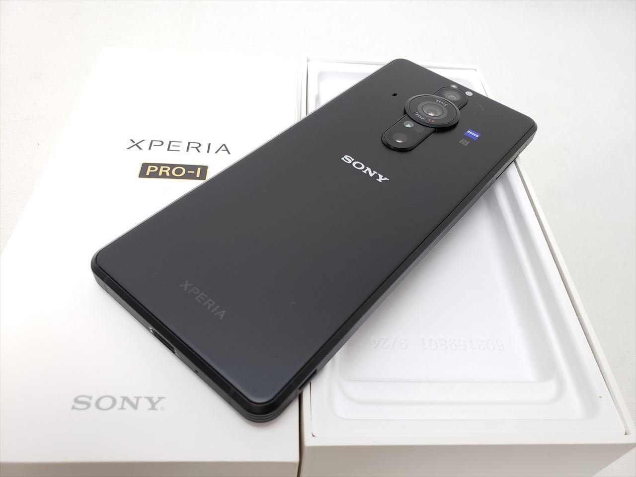 楽天市場】(中古) SCG09 ファントムホワイト /Galaxy S21 5G 楽天市場】(中古) SCG09 ファントムホワイト /Galaxy S21 5G