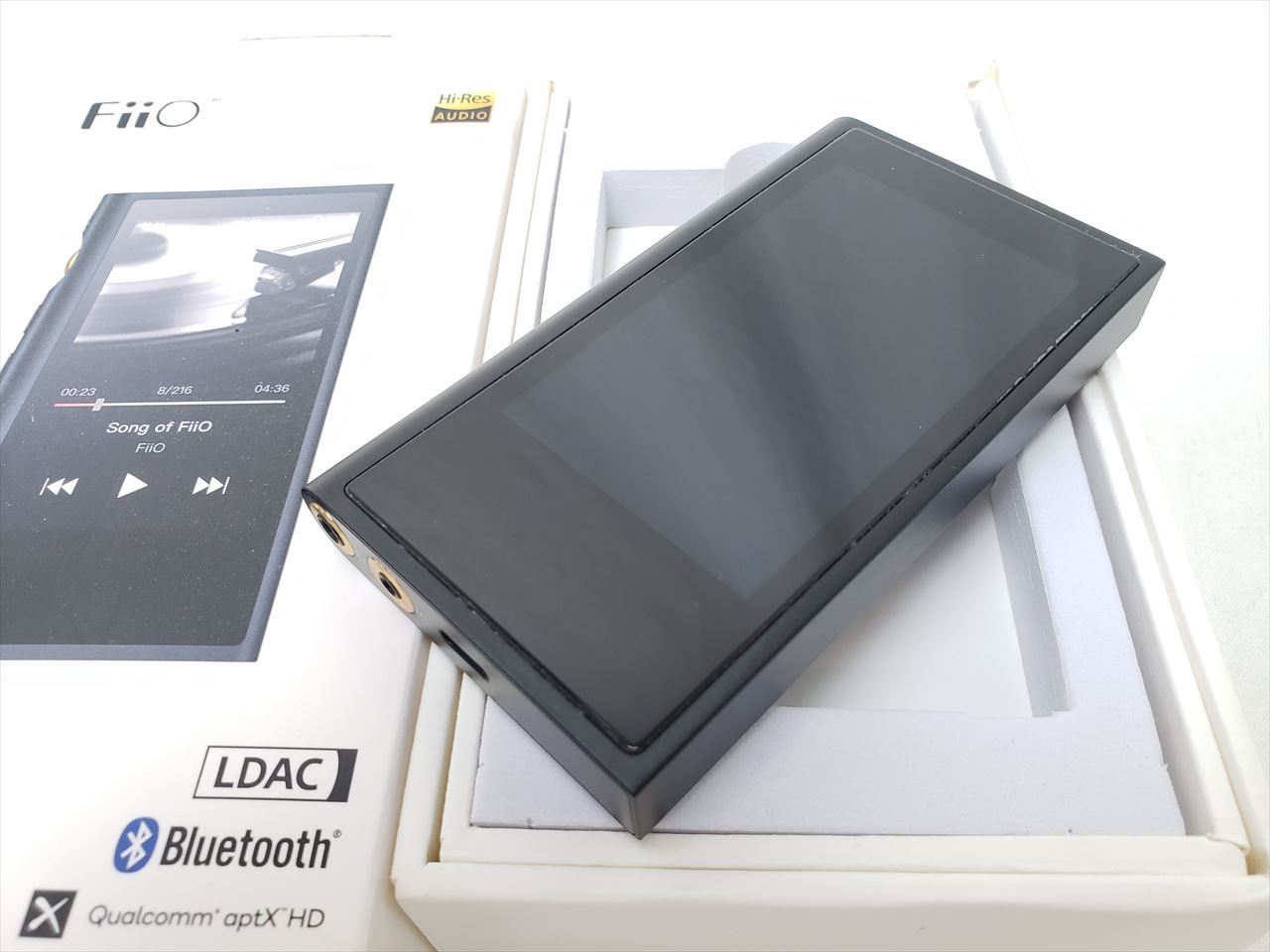(中古) M9 FIO-M9-B