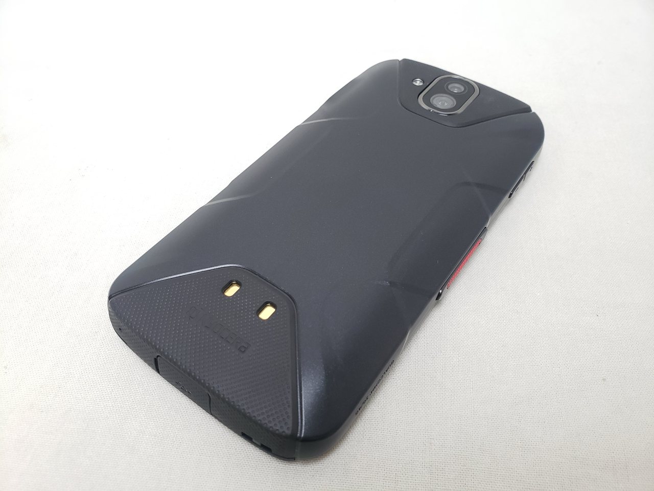 (中古) DuraForce Pro ブラック /KC-S702 【国内版 SIMFREE】、SIMフリー