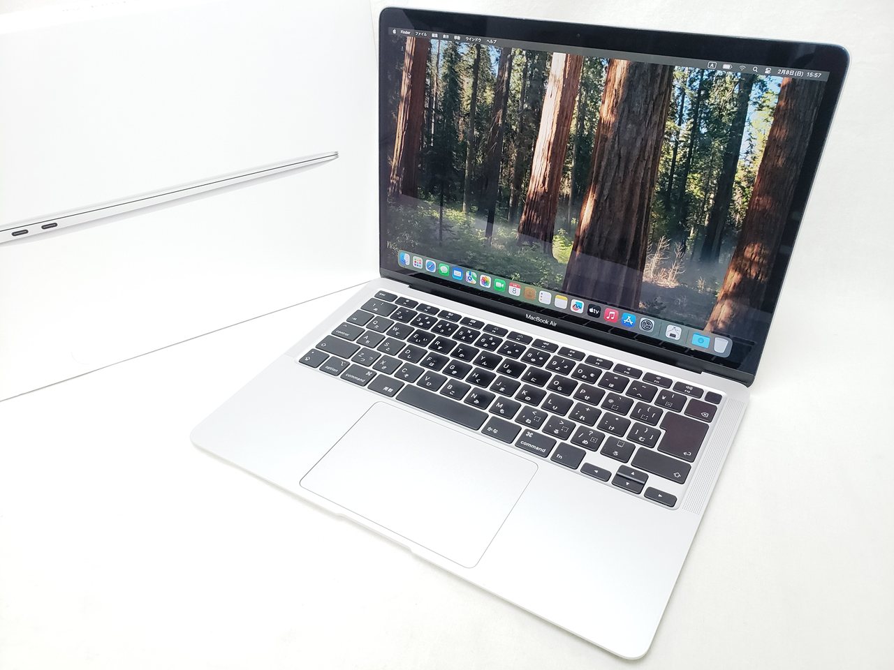 (中古) MacBook Air Retina 1100/13.3 MVH42J/A しろがね色