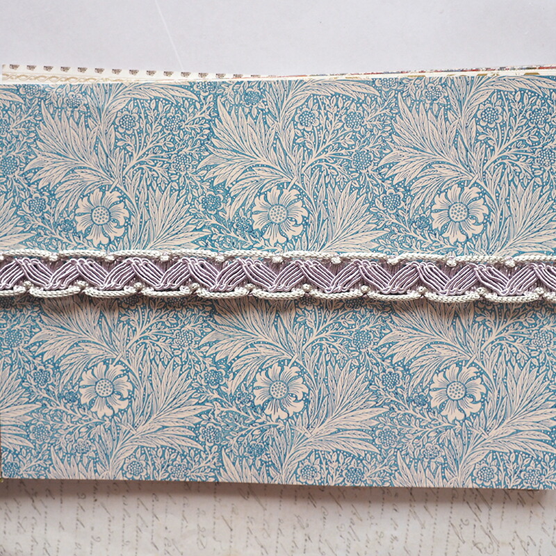 楽天市場 山道ブレード ラベンダー 50センチ チロル テープ リボン カルトナージュ 素材 材料 縁取り かわいい おしゃれ アンティーク ゴールド 金 ブレード 問屋 手芸用リボンのお店 Ponz Shop