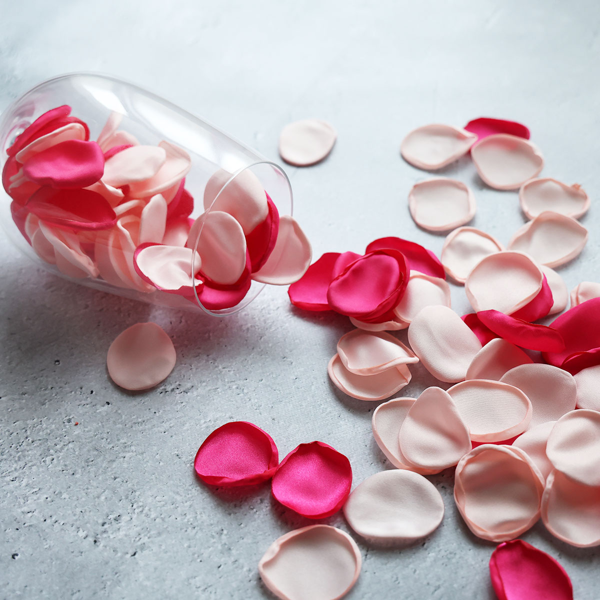 ランキング総合1位 Lumierechat 羽シャワー フェザーシャワー ホワイト 結婚式 ブライダル フラワーシャワー たっぷり0枚 約40名分 A B4555 Discoversvg Com