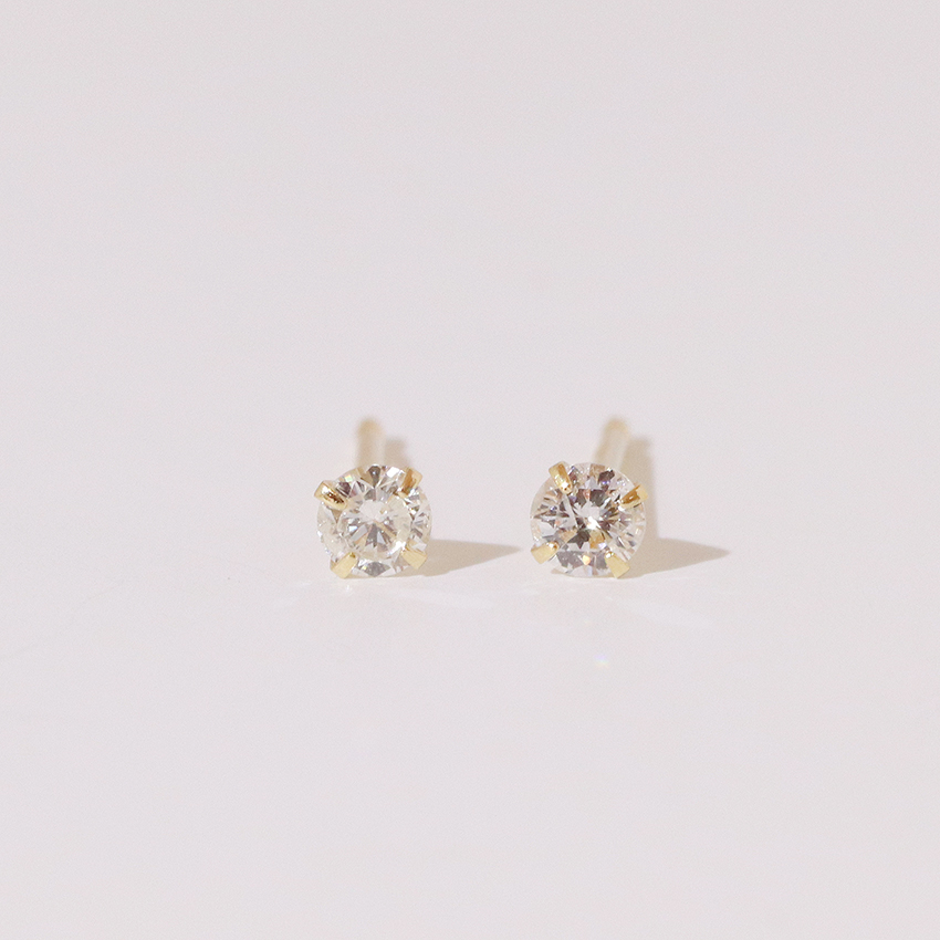 一粒ダイヤモンド あす楽 お買い得 ジュエリーショップ ピアス ピアス ピアス お得 0 14ct ウェイ 0 14ct ピアス K18yg ジュエリー ファッション K18 一粒ダイヤモンド 0 14ct 残り2点 早い者勝ち 18金 ファーストピアス 18金 アクセサリー イエローゴールド