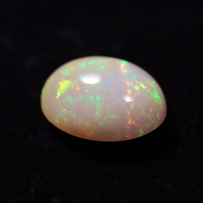 ホワイトプレシャスオパール　ルース　カボーション　4.1 ct 【送料無料】