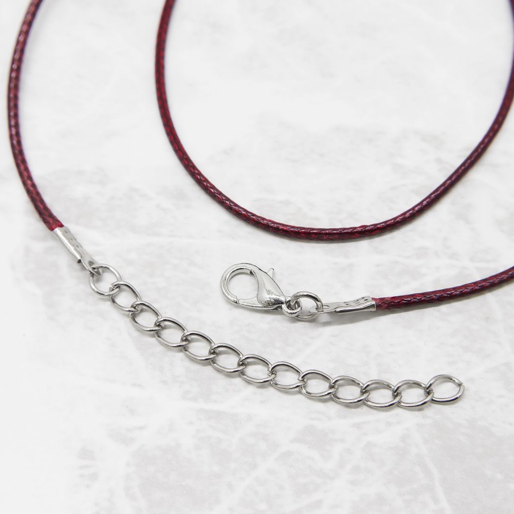 【楽天市場】PUレザー ネックレス紐 革紐 レザー紐 チョーカー紐 ネックレスコード シンプル DIY 材料 ペンダント用 留め金具付き