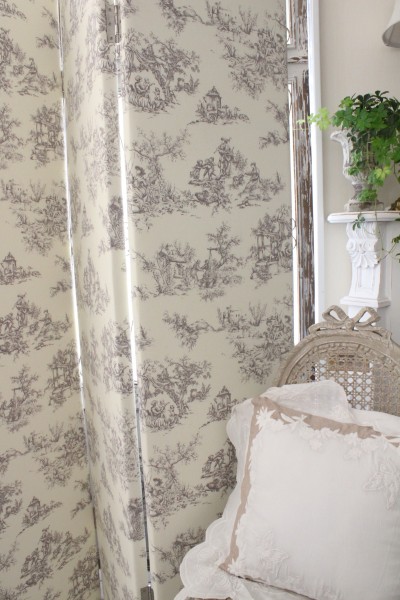 De フランス 姫系 コクシグル Jouy Antique スタイルロココ トワルドジュイ ストライプの4連パーテーション 衝立 当店オリジナル 布張りシリーズ シャビーシック パーテーション トワル ド ジュイ カルトナージュシリーズ Toile De フランス 姫系 コクシグル Jouy Antique スタイルロココ トワルドジュイ ストライプの4連パーテーション 衝立 当店オリジナル 布張りシリーズ シャビーシック パーテーション トワル ド ジュイ カルトナージュシリーズ Toile