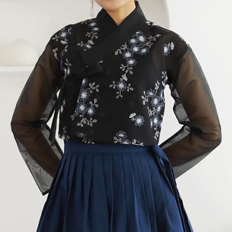 【韓服スタイル】ブラックフラワー チョゴリブラウス Vネック 長袖 リボン 花柄 シースルー 上品 大人の女性 エレガント 着こなし 春 秋 ブラック S M L