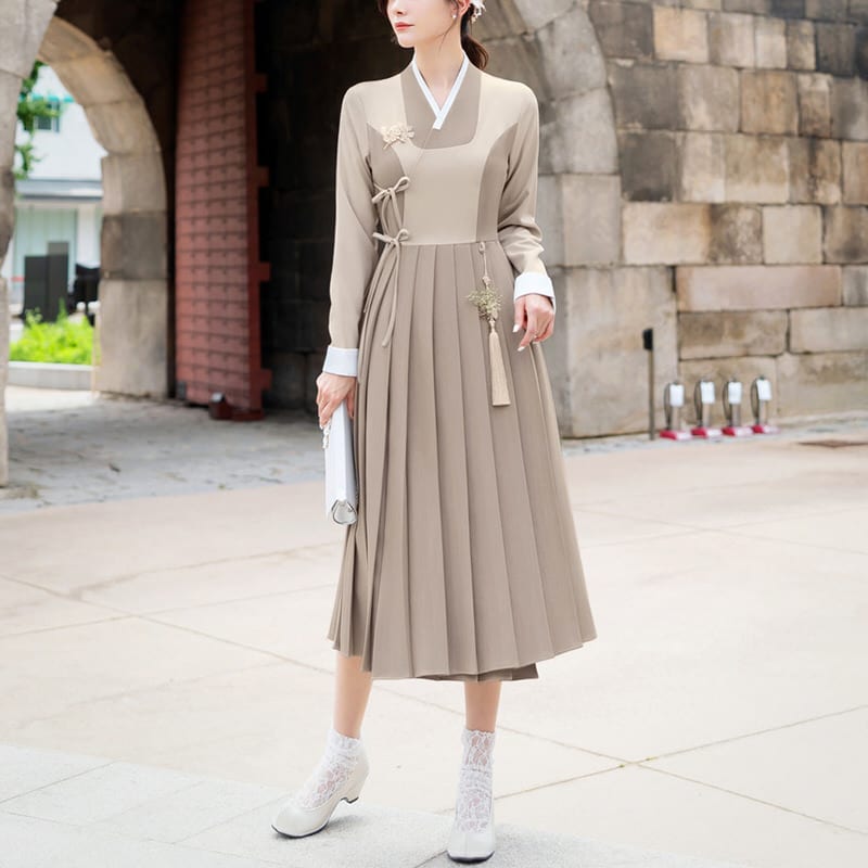 【韓服スタイル】ロールアップ チョークワンピース Vネック 長袖 ひざ下丈 Aライン ハイウエスト リボン 上品 大人の女性 エレガント 着こなし クラシック 春 秋 ベージュ S M L XL 2XL｜好きなものいっぱい眞眞