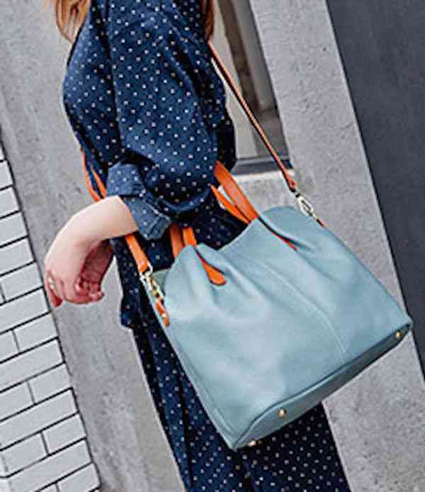 handbag women's mini bag autumn summer black genuine leather lightweight tote bag popular crossbody mini shoulder bag mini casual tote winter brand spring leather leather small mini tote bag stylish one-mile bag shoulder bag wallet brand bag-1111