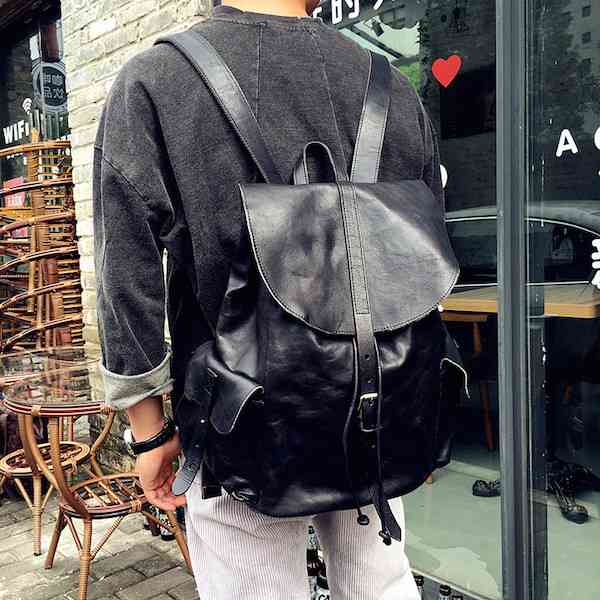 リュック メンズ 大容量 おしゃれ レザー ブランド スポーツ 本革 軽量 リュックサック 大きめ バッグ 旅行 おしゃれ 大人 鞄 夏 代 かっこいい お洒落 40代 冬 オフィス 秋 ブランド ファッション バック カジュアル 30代 50代 春 Bag