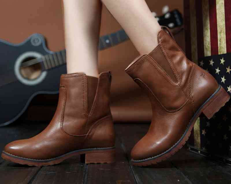 楽天市場 ブーツ レディース アウトドア シューズ ショートブーツ 本革 レザー 軽量 おしゃれ 秋 幅広 冬 夏 春 軽い 可愛い ファッション 上品 春靴 Shoes 冬靴 ブランド 秋靴 30代 オフィスカジュアル 50代 かわいい 代 お洒落 4e 40代 夏靴
