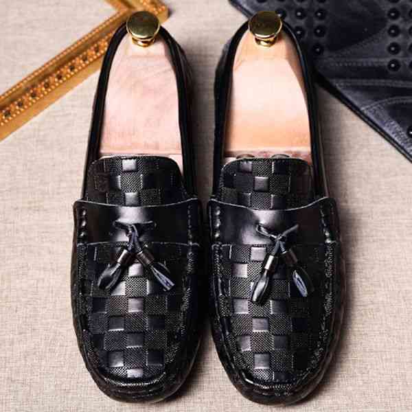 高価値 ローファー 秋 軽い 冬 幅広 おしゃれ ビジネスシューズ レザー タッセル カジュアル 靴 ブランド 革 メンズ ローファー 軽量 セール お洒落 Shoes 代 4e 大人 オフィスカジュアル 40代 ブランド 50代 夏靴 冬靴 かっこいい 秋靴 春靴 ファッション