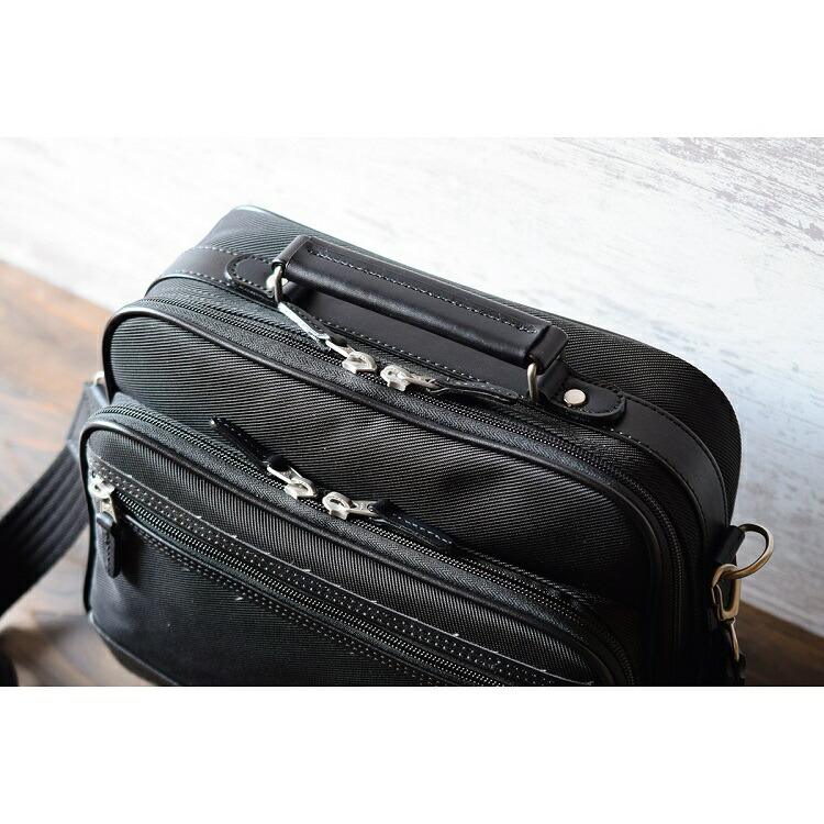 100 本物保証 クーポンで400円off ポイント3倍 ショルダーバッグ メンズ 本革付属 斜めがけ B5 横型 小さめ 日本製 豊岡 黒 大人 30代 40代 50代 60代 70代 ファッション 誕生日 ギフト プレゼント カジュアル 旅行 Philipe Langlet 安い