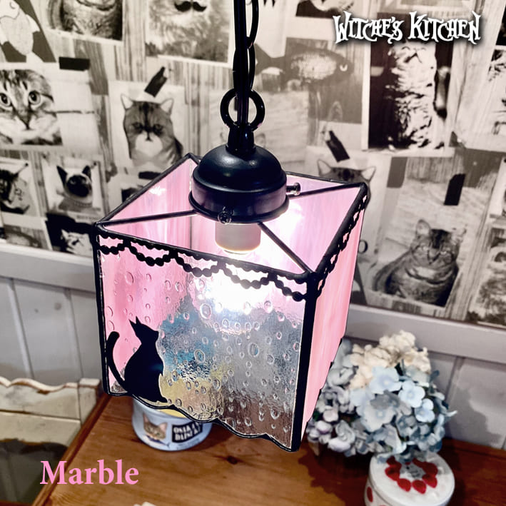 猫 照明装置 愛くるしげ シャンデリヤともし火 硝子 【Marble・小みち裏の大理石】 LED相応う 猫 ステンドグラス 照明ランプ 上昇限度照明装置 猫 雑貨 今めかしい アンティーク