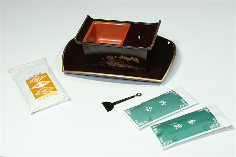 焼香盆 5点セット 返し付 タメ（溜）蓮（内朱) 小 ■ si-SBG-T-5s ■■ 焼香盆 お香 香灰 香炭 灰ならし ■ 法事 法要 仏具 ■ 限定 国産 ■廻し香炉 回し香炉 金蓮 お盆 お彼岸 お墓参り 供養 神棚 神具 仏具 盆提灯 やまこう 山幸｜神棚・神具・仏具　やまこう