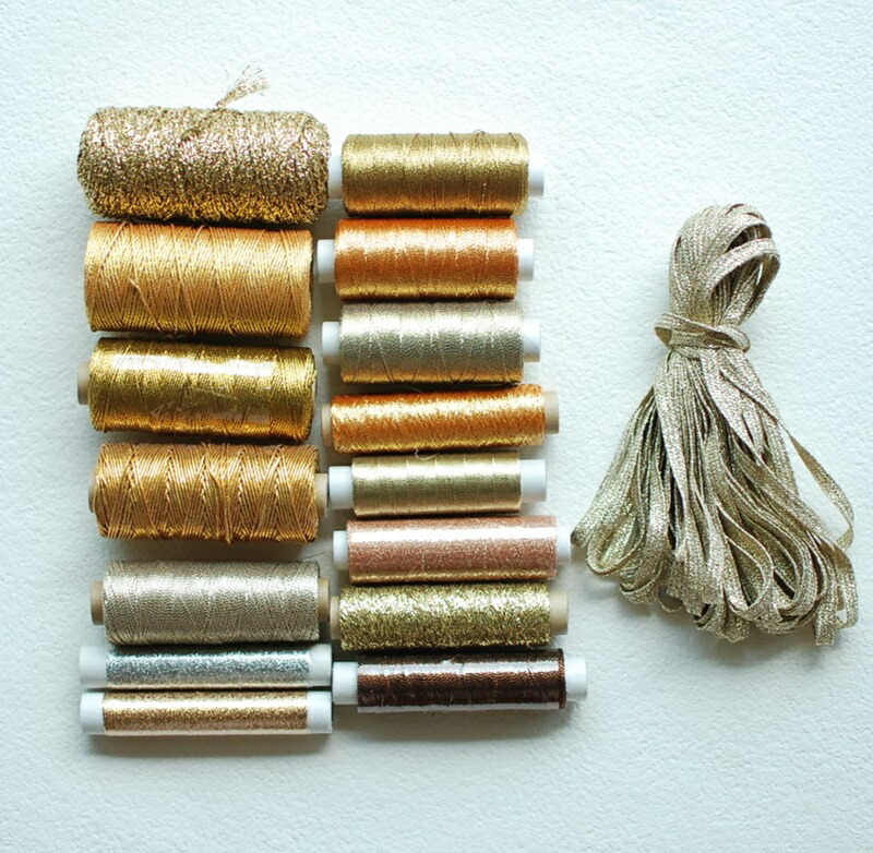和柄　金糸 ラメ糸【ハンドメイド】がま口バッグ 龍　2点セット #B109 刺繍ボディバッグ 絡繰魂 242902 和柄 和風 かばん 龍 竜 鳳凰