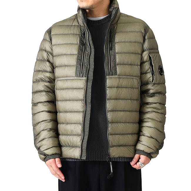 [SALE] C.P. Company シーピーカンパニー D.D. Shell スタンドカラー ライトダウンジャケット 19CMOW030A メンズ