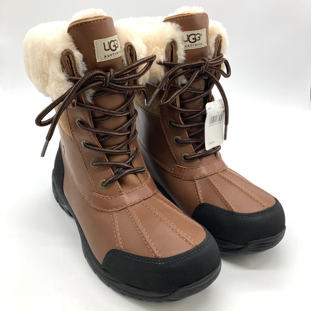 最終価格　UGG ボルドー スエード ファー付きブーツ ブーツ（ショート丈） （ブーツ（ショート丈））｜UGG(R) / アグ