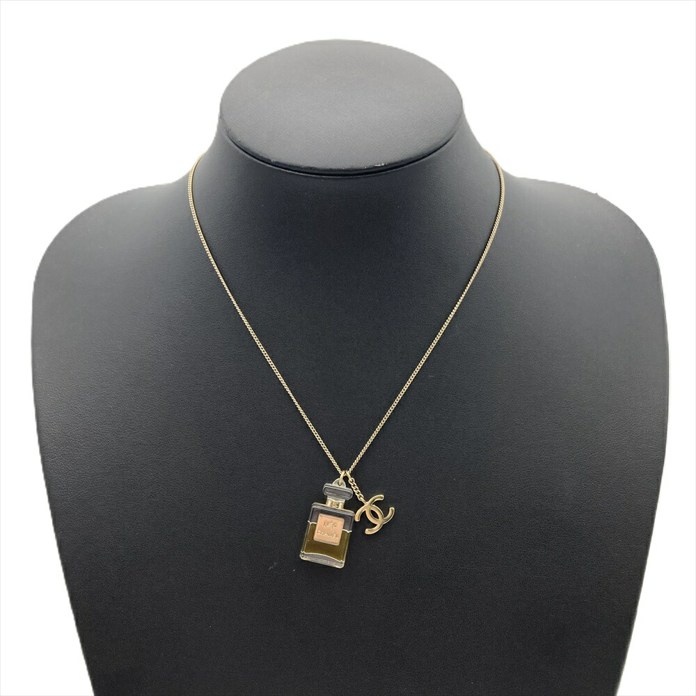 【香水ボトルがおしゃれ】CHANEL - 揺れるチャーム ネックレス CHANEL シャネル ネックレス パフュームボトル NECKLACE