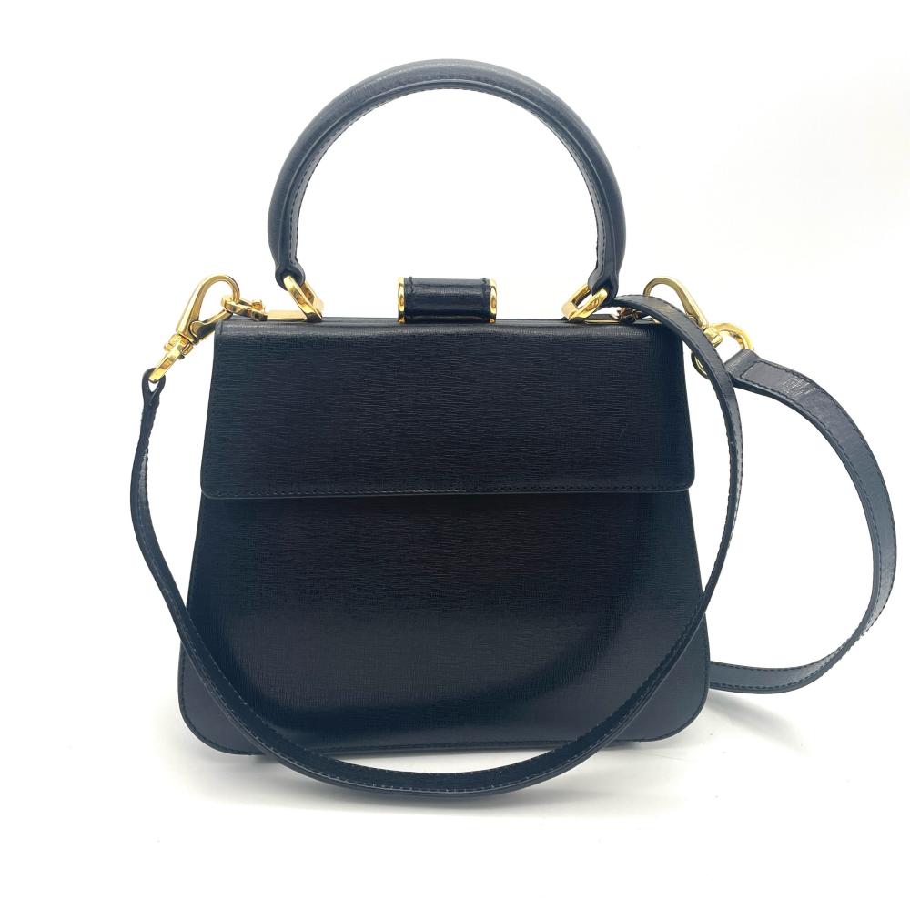 フェラガモ Ferragamo ガンチーニ ミニ 蝦蟇口 ハンドバック 2WAY 黒いこと【中古】