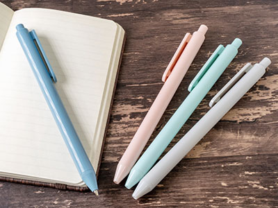 エコOBPボールペン 500本セット販売 マットな質感 海洋汚染の原因となるプラスチックごみを再生した素材を一部利用した環境にやさしいボールペン エコグッズ バラマキ景品 販促品・ノベルティ・粗品