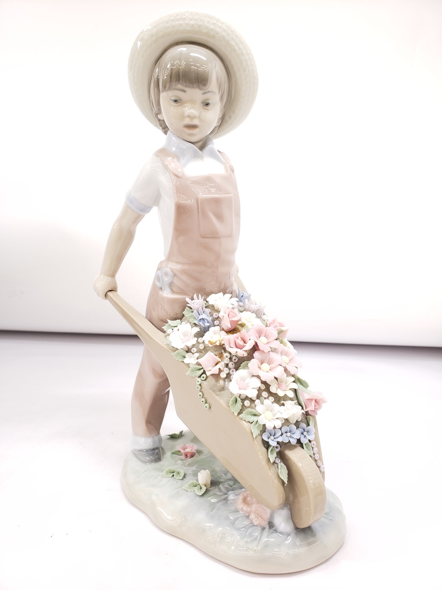 【楽天市場】【中古品】リヤドロ 花車を押す少年 LLADRO 陶器人形 置物 少女 西洋人形 01001283 LLADRO