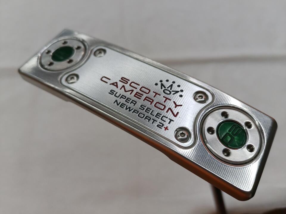 【中古】タイトリスト SC SUPER SELECT NEWPORT 2+ パター 33.0インチ ヘッドカバーあり オリジナルスチール Cランク 右利き用 Titleist ゴルフクラブ スコッティキャメロン スーパーセレクト ニューポ|ゴルフ ドゥ 中古クラブ店