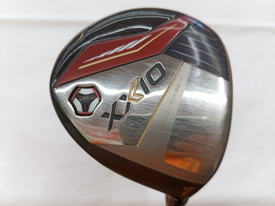 【中古】ダンロップ XXIO 13 レッド フェアウェイウッド 7W 20° 42.25インチ ヘッドカバーあり MP1300 レッド Cランク 右利き用 DUNLOP ゴルフクラブ ゼクシオ13 ゴルフドゥ ゴルフ用品 GOLF DO 中古ゴ