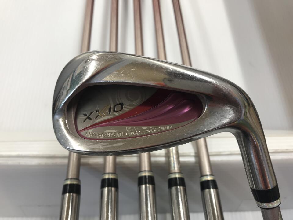 【中古】【レディースモデル】ダンロップ XXIO LADIES ボルドー アイアンセット Lフレックス 36.0インチ MP1100L ボルドー Cランク 右利き用 DUNLOP ゴルフクラブ ゼクシオ ゴルフドゥ ゴルフ用品 GOL