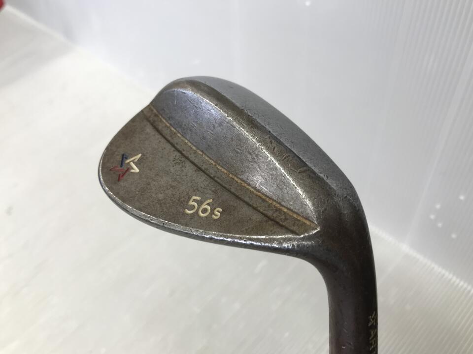 【中古】アーティザンゴルフ ARTISAN WEDGE ウェッジ 56° S200フレックス 35.0インチ ﾀﾞｲﾅﾐｯｸｺﾞｰﾙﾄﾞ ﾂｱｰｲｼｭｰ EX リシャフト品 Dランク 右利き用 ARTISAN GOLF ゴルフクラブ ゴルフ