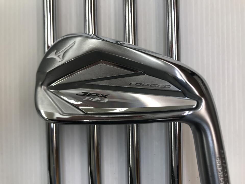 【中古】ミズノ JPX 923 FORGED アイアンセット 24° S200フレックス 37.5インチ ダイナミックゴールド 95 Cランク 右利き用 MIZUNO ゴルフクラブ ゴルフドゥ ゴルフ用品 GOLF DO 中古ゴルフクラブ