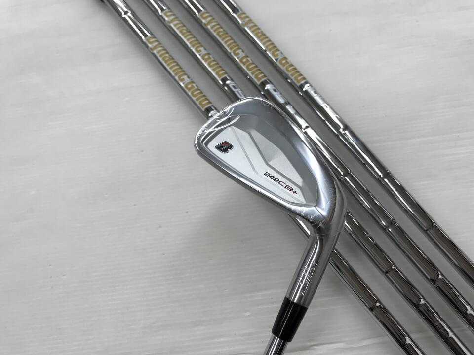 【中古】ブリヂストン 241CB/242CB+ COMBO アイアンセット S200フレックス 37.5インチ ﾀﾞｲﾅﾐｯｸｺﾞｰﾙﾄﾞ105 リシャフト品 Bランク 右利き用 BRIDGESTONE ゴルフクラブ ゴルフドゥ ゴルフ用品