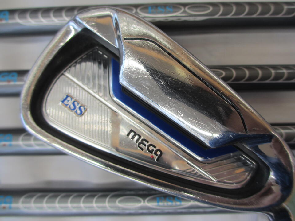 【中古】メガゴルフ ESS ONE LENGTH アイアンセット 24° Rフレックス 37.0インチ オリジナルカーボン Cランク 右利き用 MEGA ゴルフクラブ ゴルフドゥ ゴルフ用品 GOLF DO 中古ゴルフクラブ 16,258円