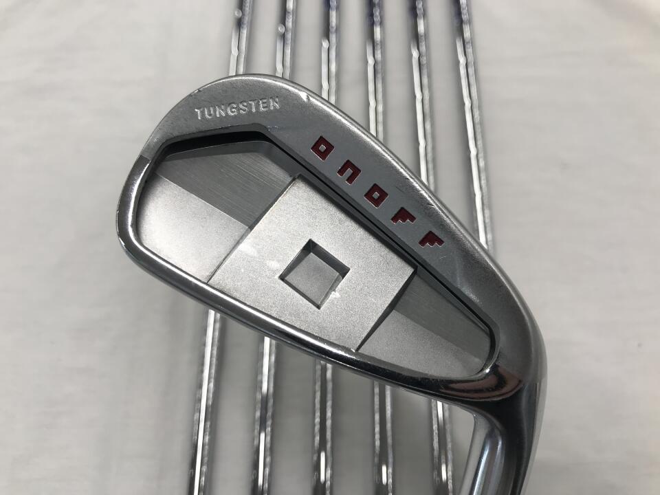 【中古】グローブライド ONOFF IRON AKA 2022 アイアンセット Rフレックス 38.0インチ NSPRO Zelos8 リシャフト品 Cランク 右利き用 GLOBERIDE ゴルフクラブ オノフ アイアン アカ ゴルフドゥ ゴルフ用品 G