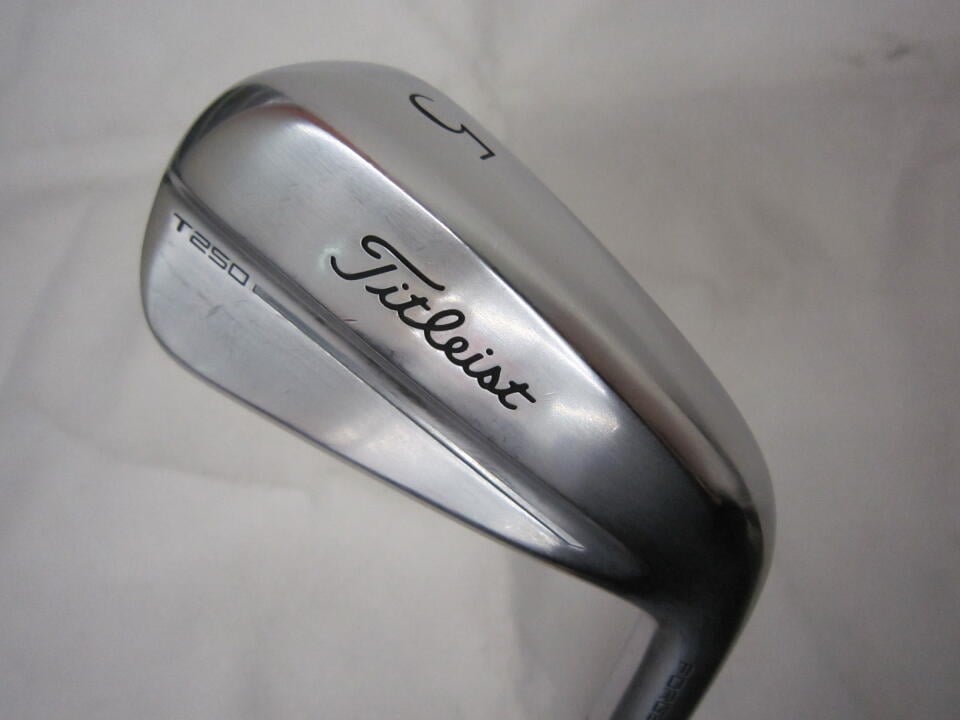 【中古】タイトリスト T-SERIES COMBO 2025 アイアンセット Sフレックス 38.0インチ AMT WHITE リシャフト品 Cランク 右利き用 Titleist ゴルフクラブ ゴルフドゥ ゴルフ用品 GOLF DO 中古ゴルフクラブ